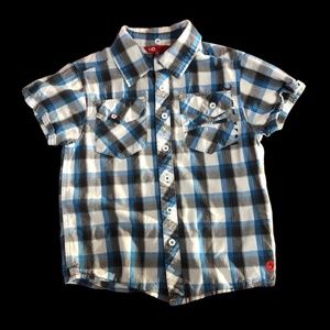 3/$30 - NoNada short sleeve button down shirt size 7